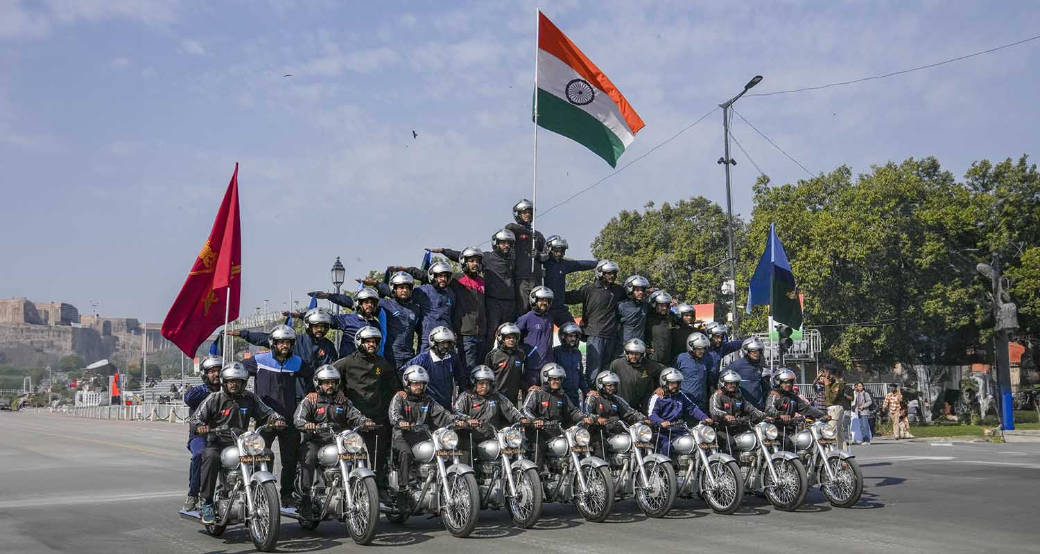 New Delhi: Indian Army’s Corps of Signals daredevils perform during rehearsal for the Republic Day parade 2025, at Kartavya Path in New Delhi, Tuesday,