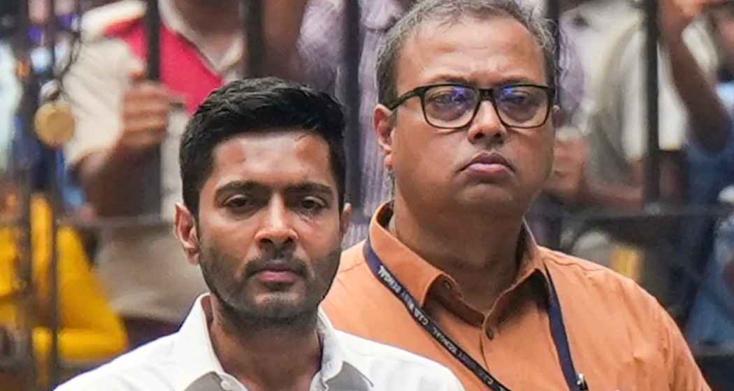 अभिषेक ने आवाज के नमूने के लिए सीआईडी की याचिका के खिलाफ कलकत्ता उच्च न्यायालय में याचिका दायर की है।