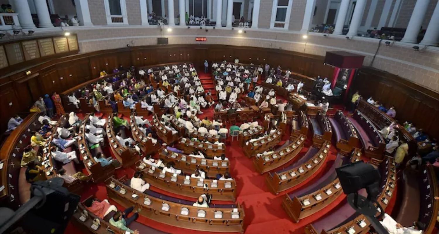  TMC MLAs Stage Assembly Protest Over Hawker Eviction Drive; Several Legislators Absent