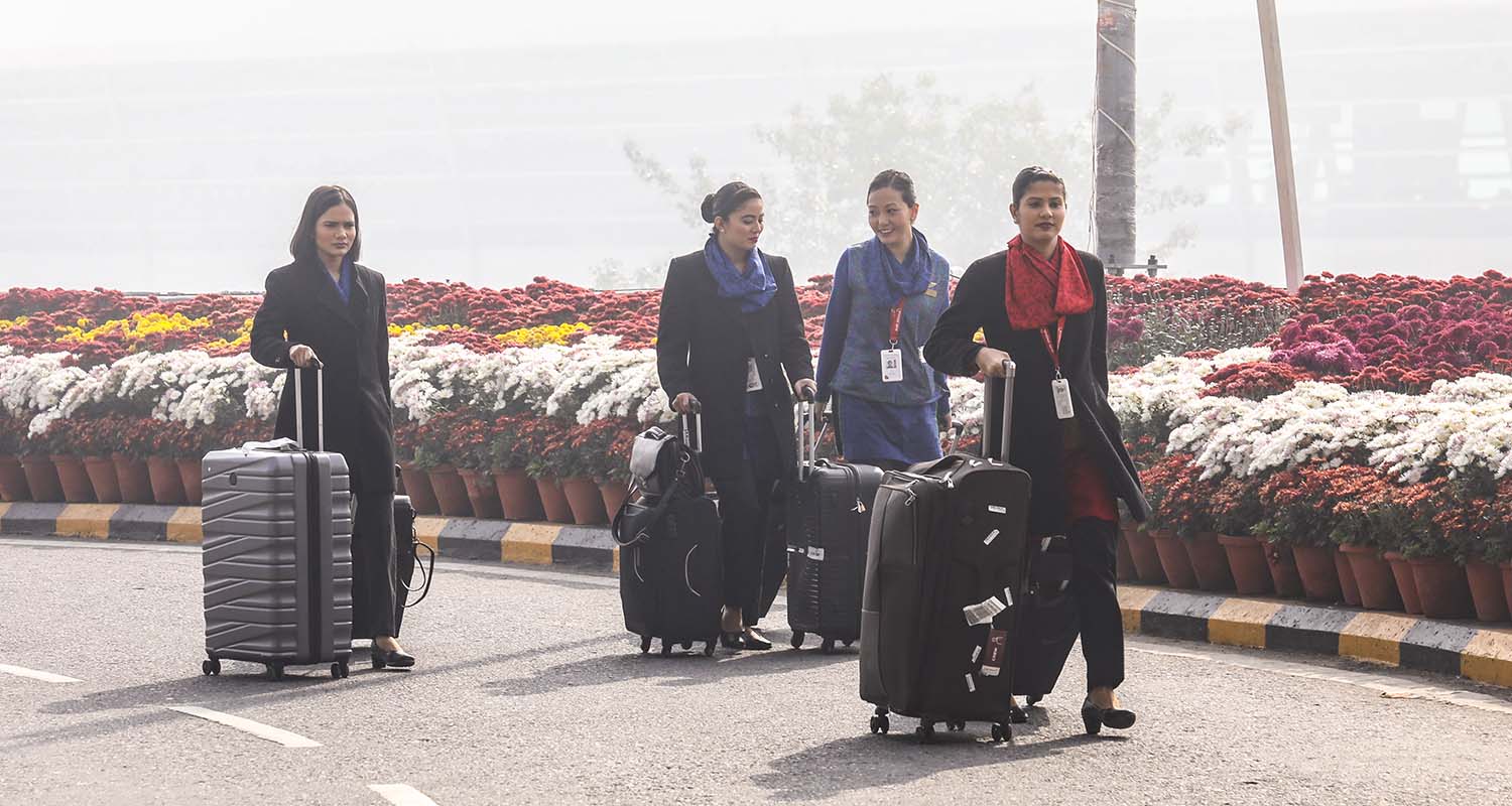 New Delhi: Vijay Chowk engulfed in a layer of fog, in New Delhi, Saturday, Jan. 4, 2025. Dense fog over Delhi for a second consecutive morning reduced visibility to zero in several areas, officials said on Saturday. New Delhi: Vijay Chowk engulfed in a layer of fog, in New Delhi, Saturday, Jan. 4, 2025. Dense fog over Delhi for a second consecutive morning reduced visibility to zero in several areas, officials said on Saturday.