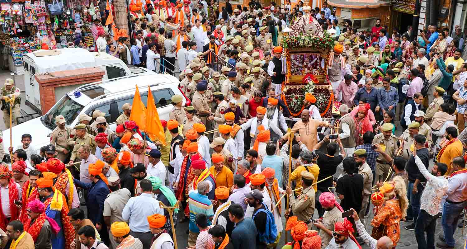 Children dressed as Lord Ram and Goddess Sita at a temple during the Ram Navami festival, in Bengaluru, on Thursday. Children dressed as Lord Ram and Goddess Sita at a temple during the Ram Navami festival, in Bengaluru, on Thursday.