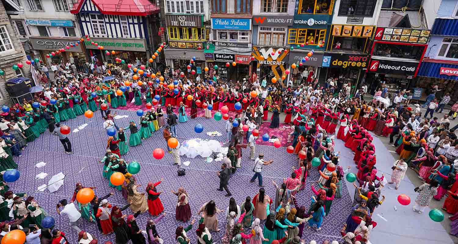 Folk artists perform 'Mahanati' dance during the Shimla summer festival, in Shimla, Himachal Pradesh, on Tuesday. Folk artists perform 'Mahanati' dance during the Shimla summer festival, in Shimla, Himachal Pradesh, on Tuesday.