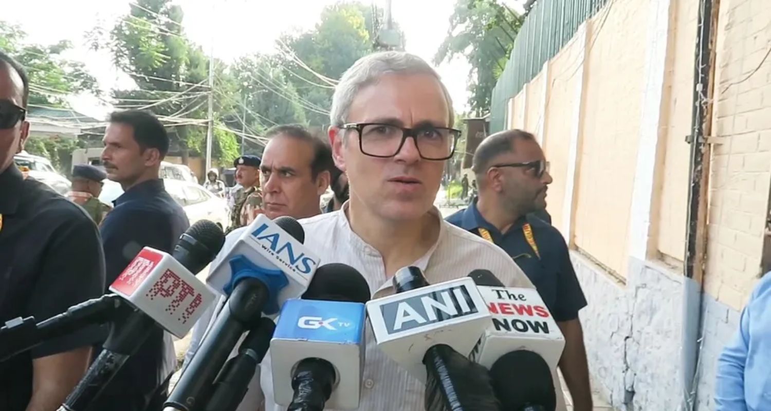 Vande Matram song:May take time for people to adjust, says Omar
