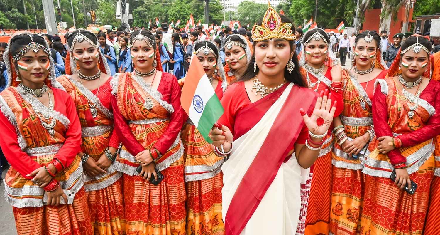 Participants dressed in traditional attire for Tiranga Yatra in Patna on Monday. 
